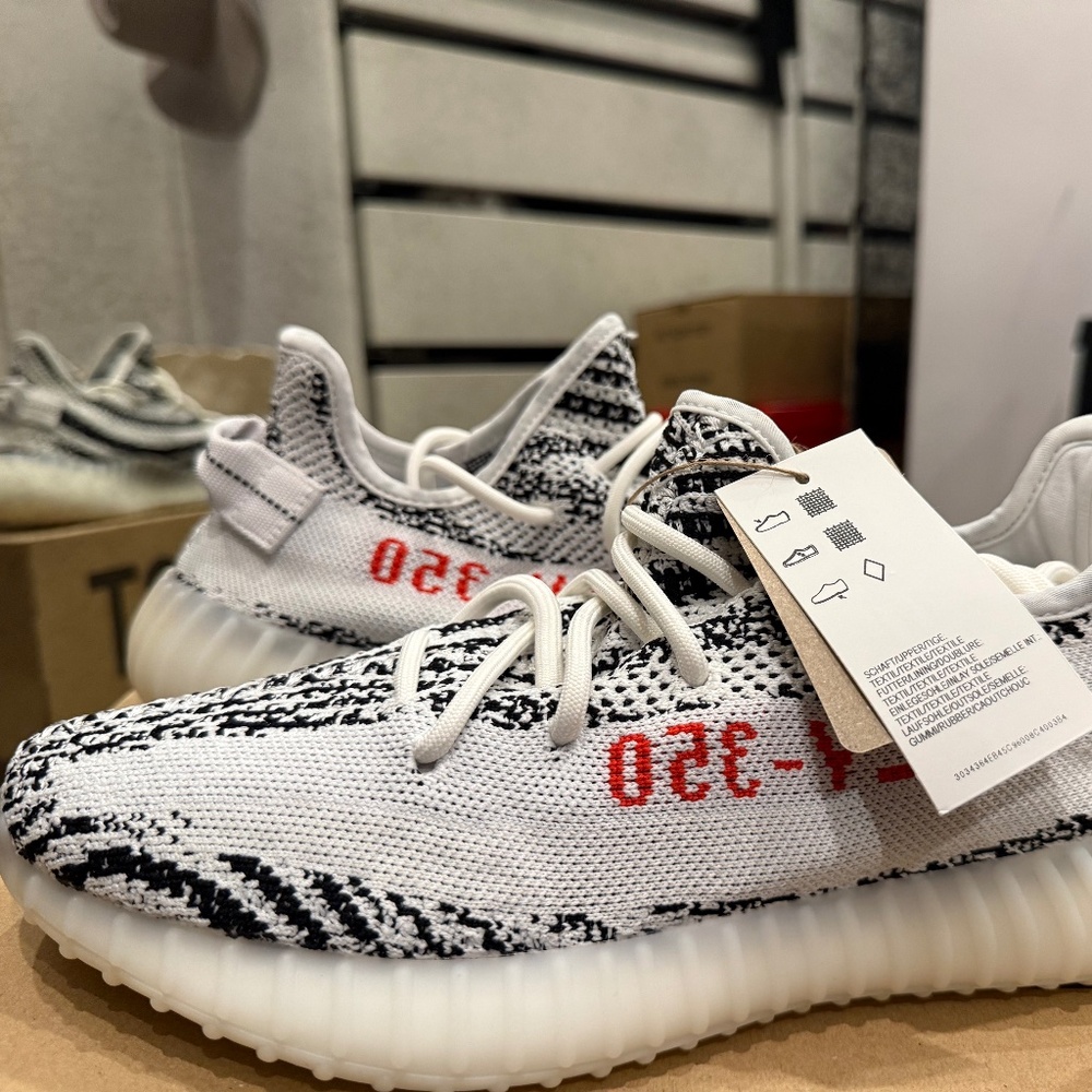 Adidas Yeezy Boost 350 V2 “Zebra” – Size 8 (Men’s) / 9.5 (Women’s) – Brand New